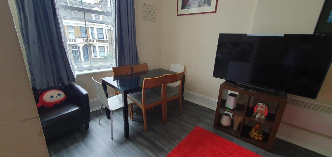 Kfot Klassic Holida Rental 2 Londra Esterno foto